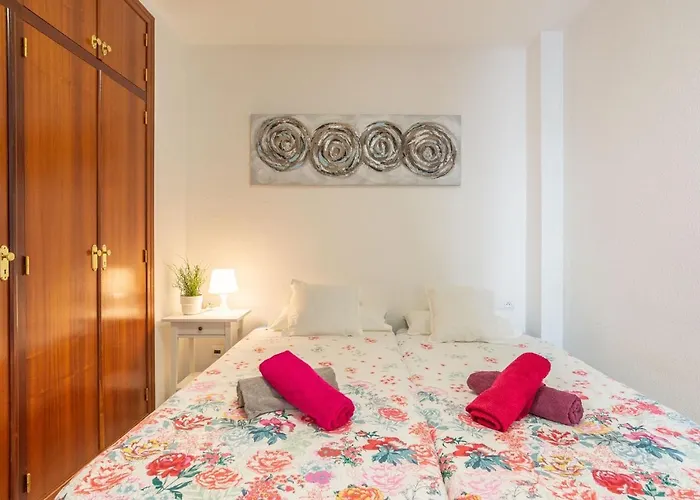 Picasso Centro Historico Parking Gratis Sr1 Апартаменты *